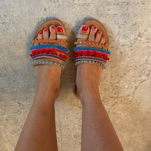 Pom Pom sandals